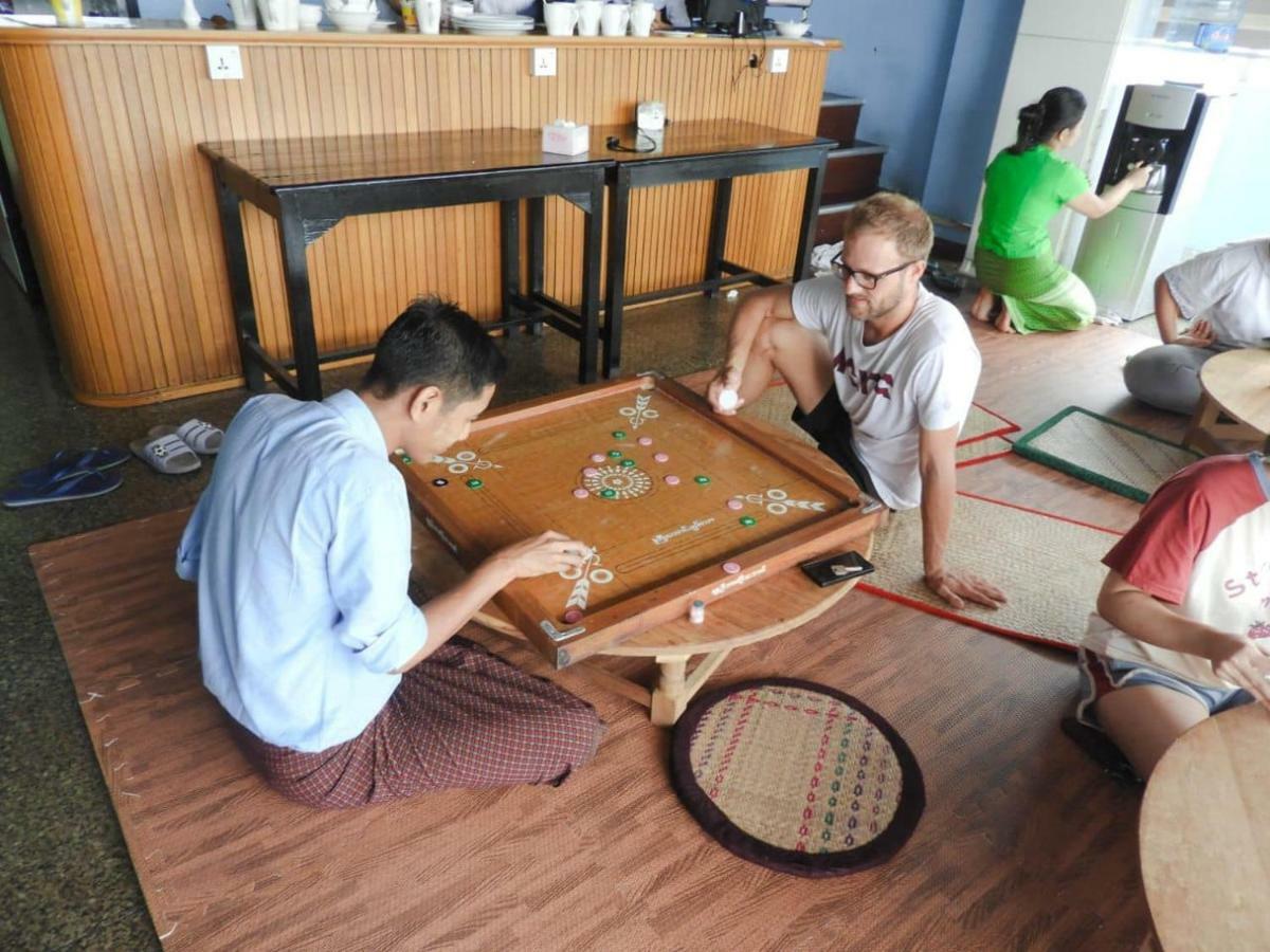 Backpacker Vandrarhem Yangon Exteriör bild